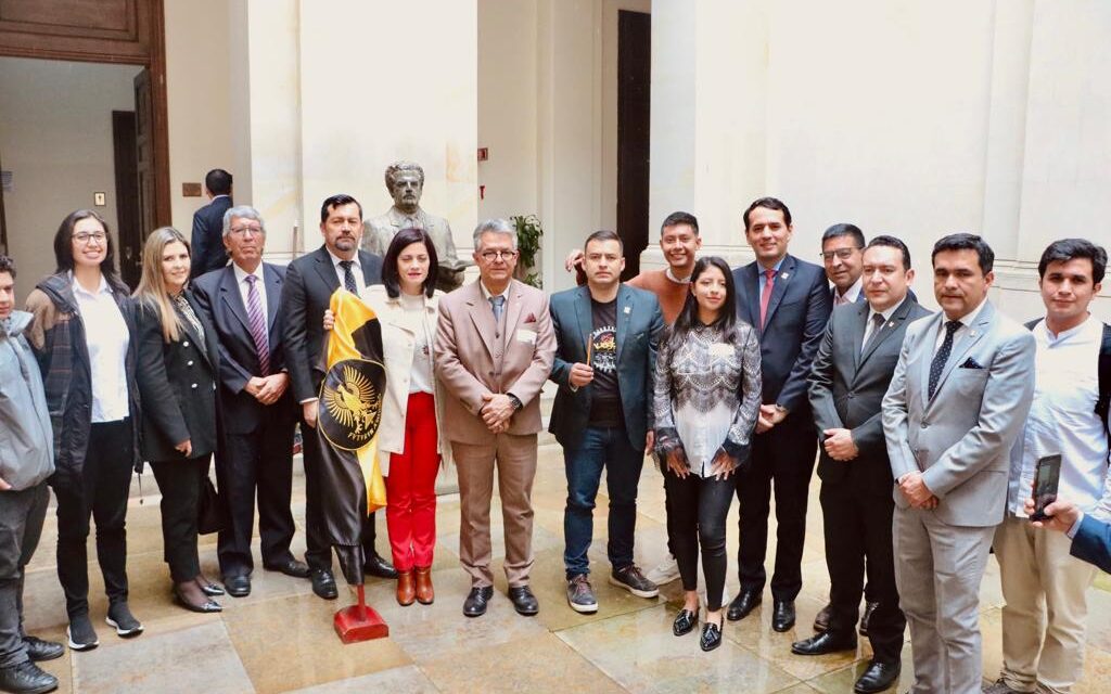 Ley para exaltar vida académica de la Universidad Pedagógica y Tecnológica llega al Congreso